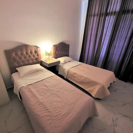 Center House Apartmán