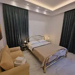 City Center Beach House Apartment *